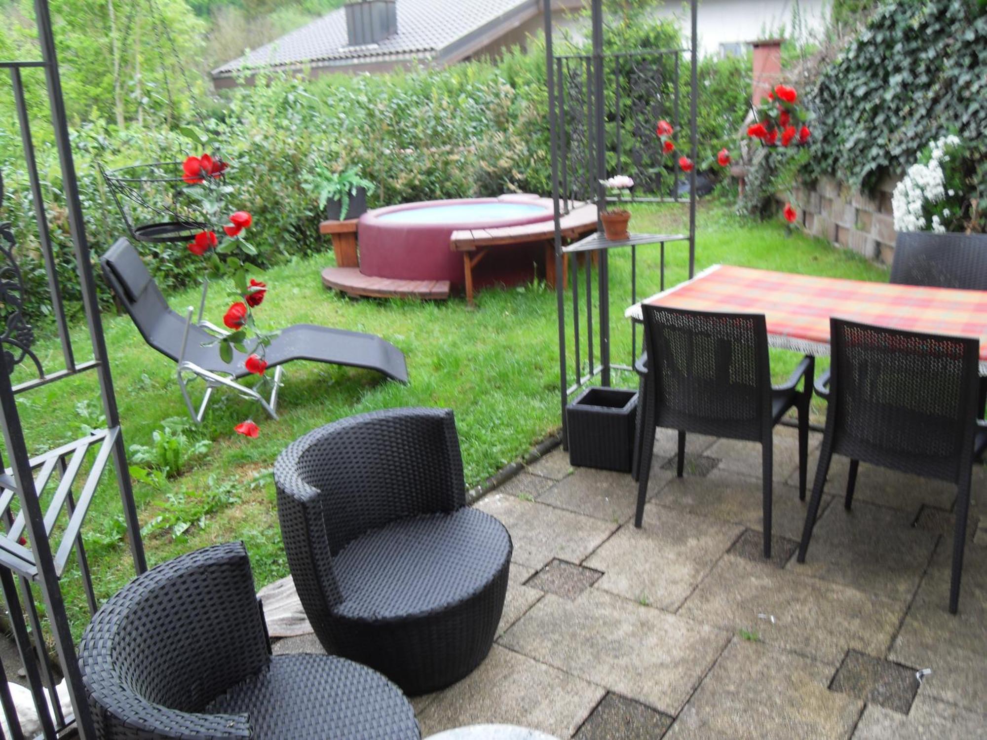 bed&breakfast in Flüh Hofstetten-Fluh Habitación foto